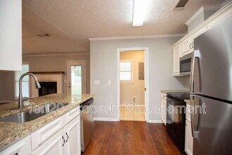 776 Lee Rd 222 in Smiths Station, AL - Building Photo - Building Photo