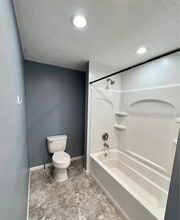 306 Merchant St, Unit # 1 in Fairmont, WV - Building Photo - Building Photo