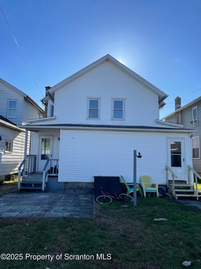 314 S Main St in Taylor, PA - Building Photo - Building Photo