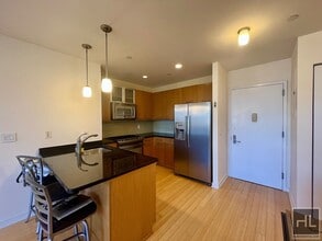 25-19-25-35 35th St in Queens, NY - Building Photo - Building Photo