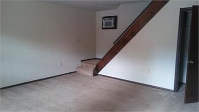 214 Umberto Ave in New Cumberland, PA - Foto de edificio - Building Photo