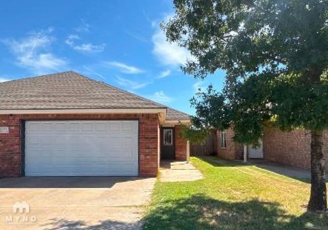 property at 514 N Brentwood Ave