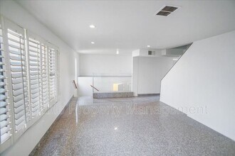 6060 Colfax Ave in Los Angeles, CA - Building Photo - Building Photo