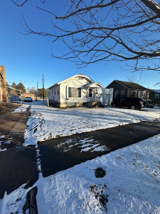 2224 9th Ave in Greeley, CO - Building Photo