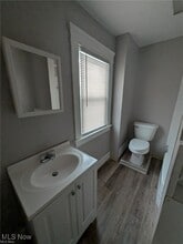 1733 Robindale St in Wickliffe, OH - Building Photo - Building Photo