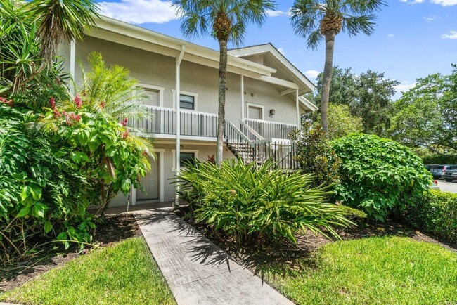 property at 11863 Wimbledon Cir