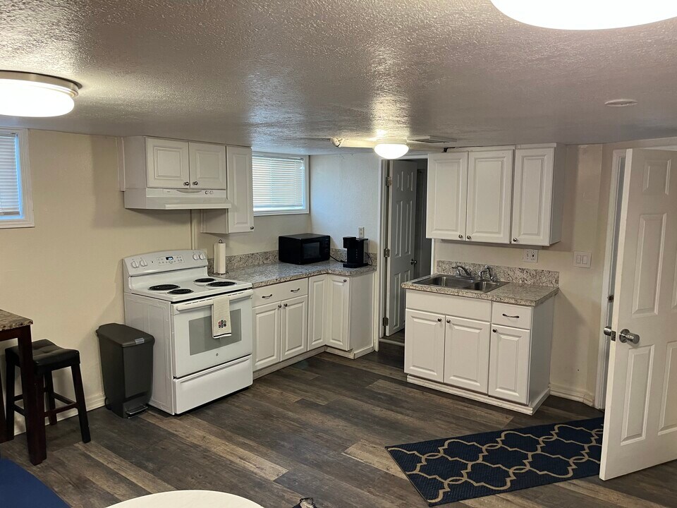 502 Gladstone St in Idaho Falls, ID - Building Photo