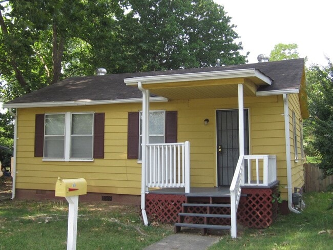 property at 181 Roosevelt Rd