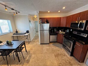 1856 NE 46th St in Fort Lauderdale, FL - Building Photo - Building Photo
