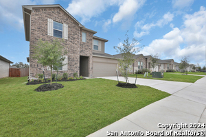 824 Bahia Pl in Seguin, TX - Foto de edificio - Building Photo