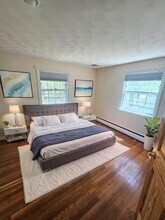 34 Ridgewood Rd in Westwood, MA - Building Photo - Building Photo