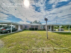 27263 Whitman Ave in Punta Gorda, FL - Building Photo