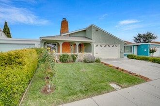 32980 Lake Mead Dr in Fremont, CA - Building Photo - Building Photo
