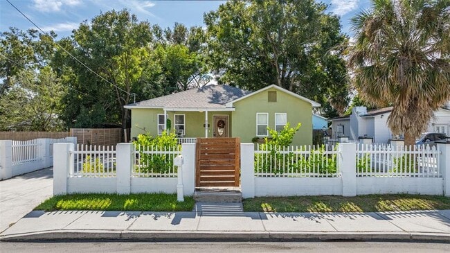 property at 2116 W St Louis St