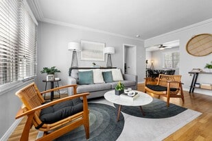 Somerset Apartments in Montebello, CA - Building Photo