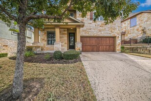 31 Stone Terrace Dr in Austin, TX - Building Photo