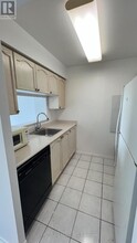 1-1601 Pemberton Ave in Toronto, ON - Building Photo - Building Photo