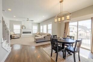 3857 Ivey Ranch Rd in South Jordan, UT - Building Photo