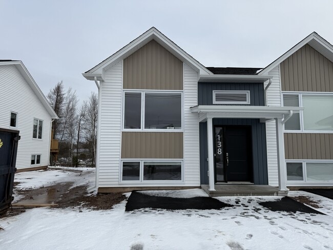 property at 62 Simone Gallant Cres