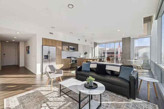 property at 222 E Jefferson St