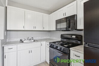 1664 E Cold Spring Ln in Baltimore, MD - Building Photo - Building Photo