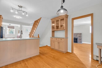 84 Emma St in Guelph, ON - Building Photo - Building Photo