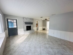 1679 San Mateo Dr in Dunedin, FL - Building Photo - Building Photo