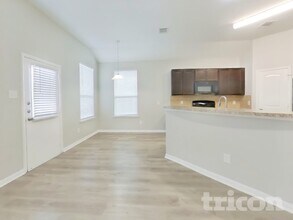 12850 Spruce Cir in Tomball, TX - Building Photo - Building Photo