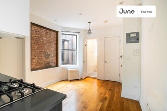 95 E 7 St in New York, NY - Building Photo - Building Photo