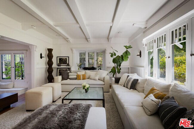 property at 1957 Canyon Dr