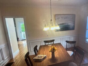 876 Oldfield Road in Fairfield, CT - Building Photo - Building Photo
