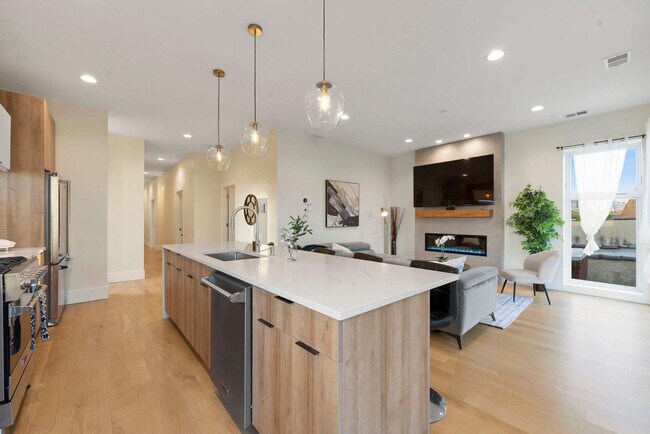2110 W Washington Blvd in Chicago, IL - Building Photo - Building Photo