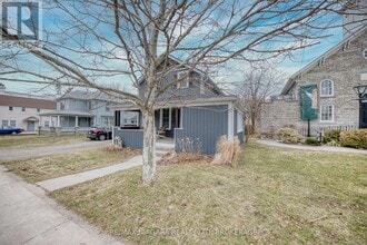 406 Ridge Rd N in Fort Erie, ON - Building Photo - Building Photo