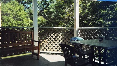 23 Randolph Pl, Unit 202 in Northampton, MA - Building Photo - Building Photo