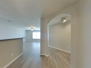 531 Douro in Crosby, TX - Building Photo - Building Photo