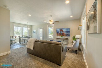 5032 W Bear Trap Dr in South Jordan, UT - Building Photo - Building Photo