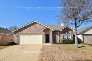 2525 Rivers Edge Dr in Fort Worth, TX - Building Photo