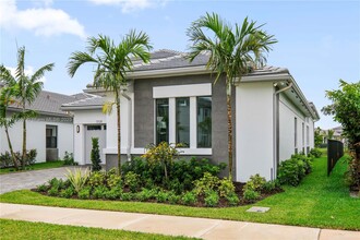 13128 Feathering Wy in Palm Beach Gardens, FL - Building Photo - Building Photo