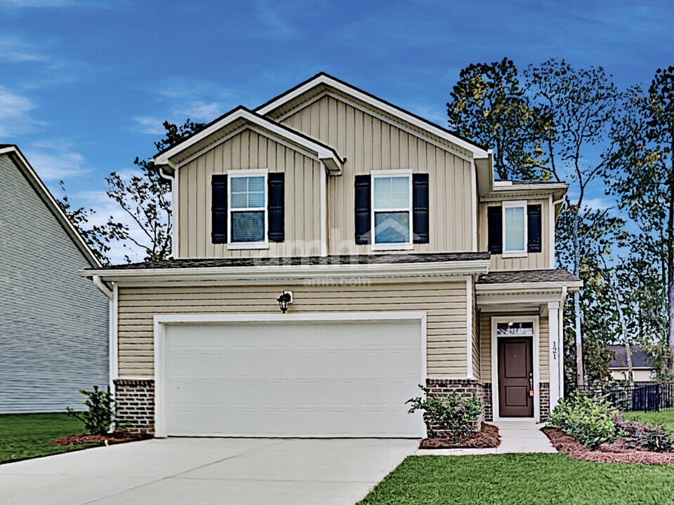 121 Sweet Gum Dr in Summerville, SC - Foto de edificio