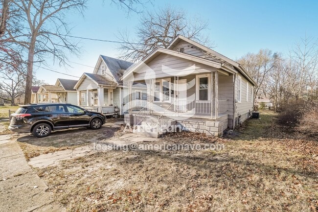 1915 N Ashley Ct in Peoria, IL - Building Photo - Building Photo