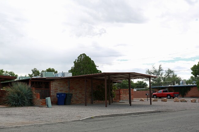 4601 E Lee St in Tucson, AZ - Foto de edificio - Building Photo