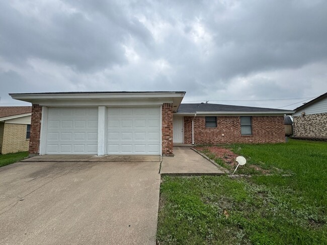 113 Myra Lou Ave