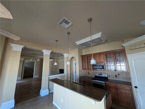 7413 Long S Dr in Corpus Christi, TX - Building Photo - Building Photo