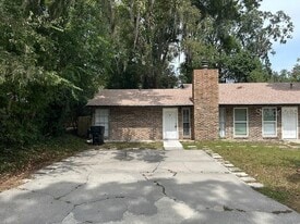 6124 SW 11th Pl in Gainesville, FL - Building Photo
