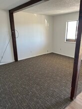 2807 E 22nd St in Farmington, NM - Building Photo - Building Photo