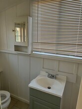 899 W Franklin St-Unit -Back Studio in Monterey, CA - Building Photo - Building Photo