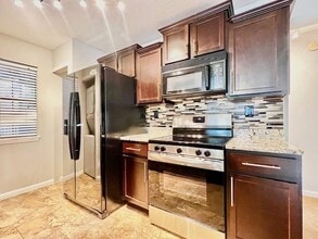 219 St Andrews Ct in Alpharetta, GA - Building Photo - Building Photo