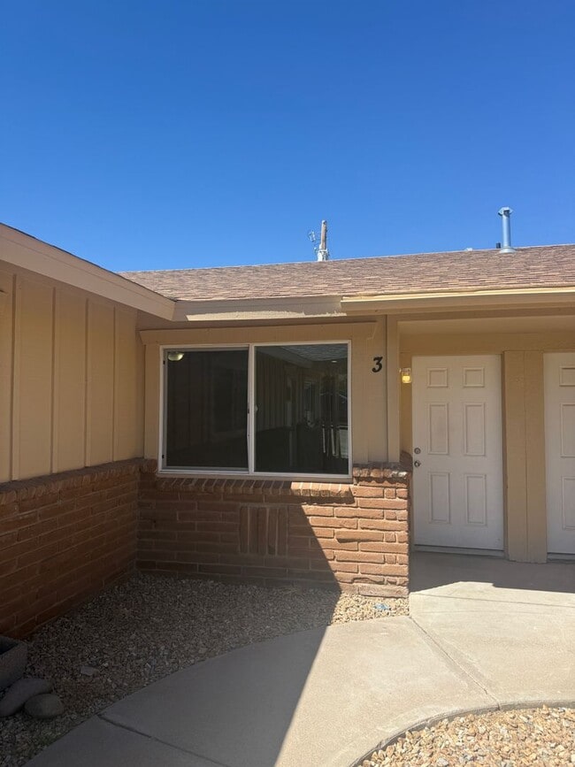 property at 3849 N Roosevelt St
