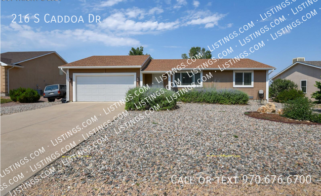 216 S Caddoa Dr in Pueblo West, CO - Building Photo - Building Photo