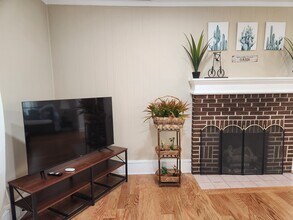 15 Grant St in St. Augustine, FL - Foto de edificio - Building Photo